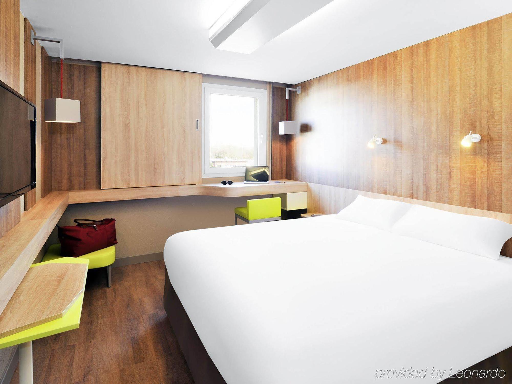 Ibis Styles Lille Marcq En Baroeul Hotel Exterior photo